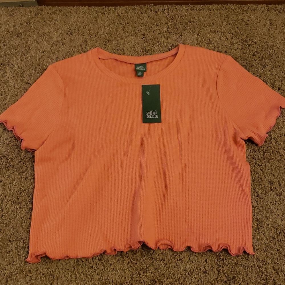 Coral stone crop tee